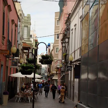 Apartment Triana Teatro Vv