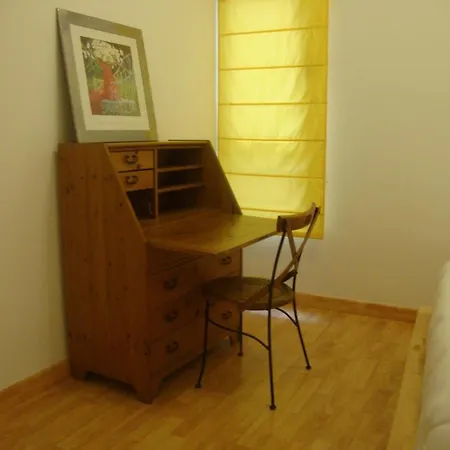 Triana Teatro Vv Apartment *